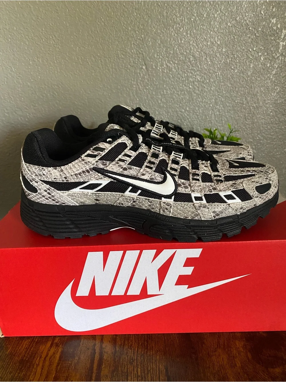 New SPECIAL EDITION Nike P-6000 Snakeskin